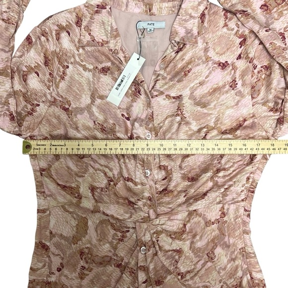 NWT Fate Animal Print Twist Waist Dress Size Medium Long Sleeves Fitted - Picture 11 of 15